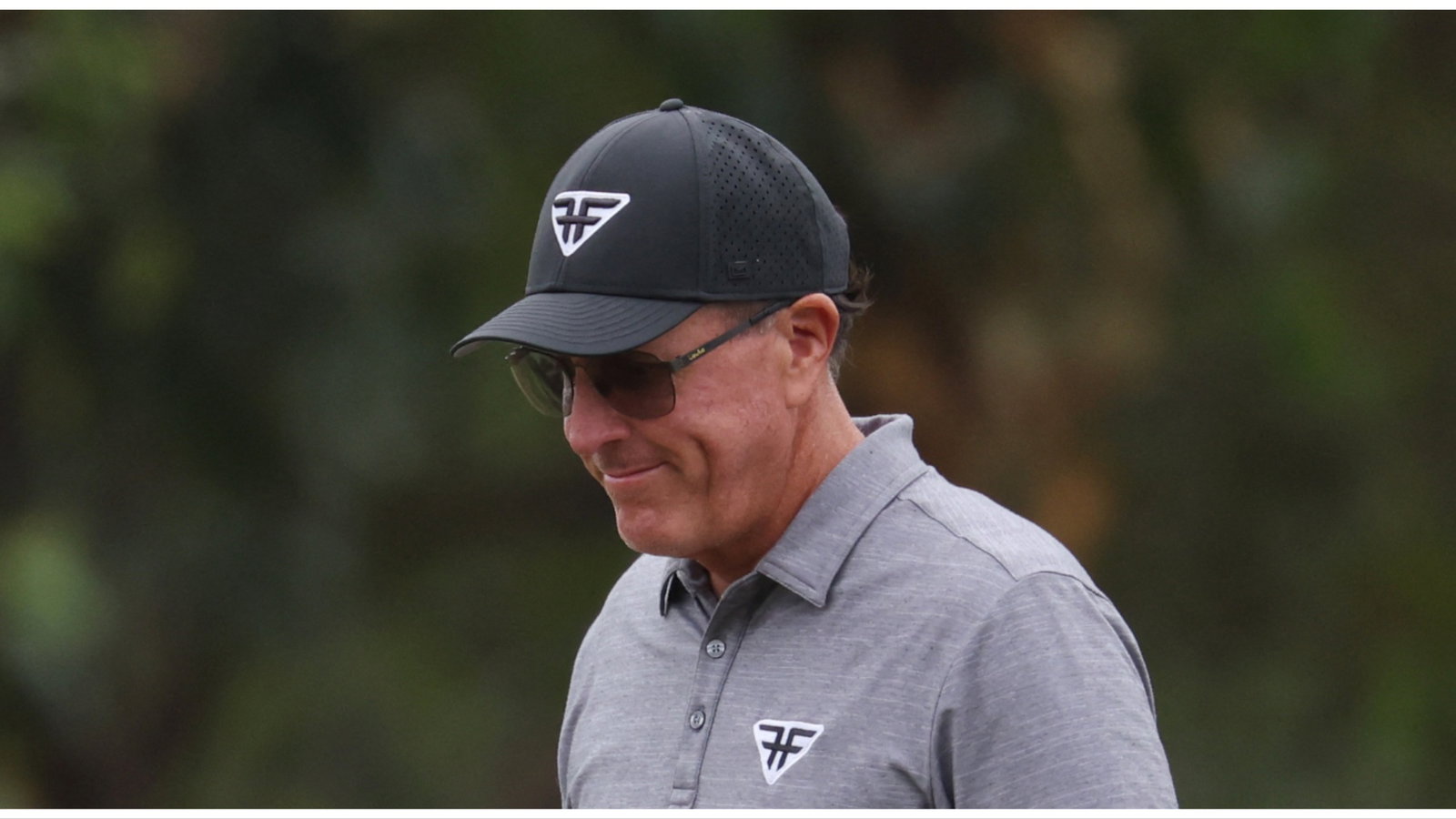 Phil Mickelson refuses to answer simple 'yes or no' question about PGA Tour